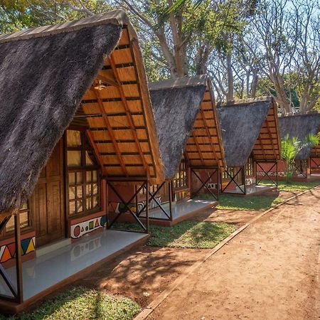 Kaazmein Lodge Livingstone Exteriör bild